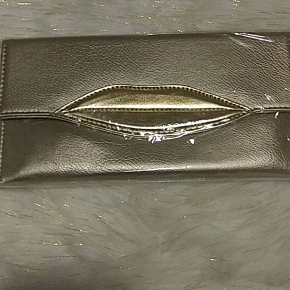 Clutch Purses - Picture 2 of 4